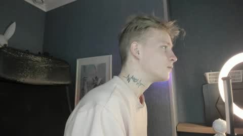 Snapshot of alex__sweet chatting on April 2026 06:54:01 AM your Alex online show from April 2026 06:54:01 AM