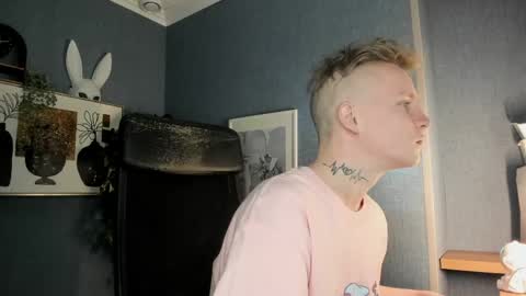 Snapshot of alex__sweet chatting on April 2026 07:12:01 AM your Alex online show from April 2026 07:12:01 AM