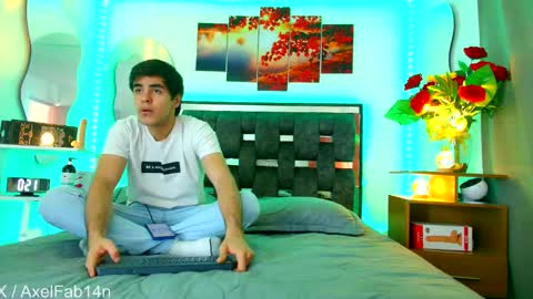 sneider online show from March 2025 06:37:01 PM