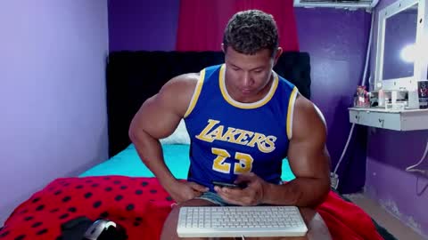 Snapshot of alex_bigcumvez chatting on April 2026 10:29:02 PM perseuz online show from April 2026 10:29:02 PM