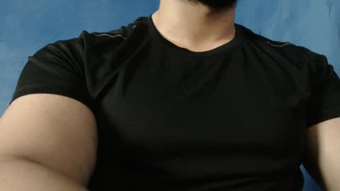 Snapshot of alex_blu chatting on June 2026 06:28:02 PM Alex online show from June 2026 06:28:02 PM