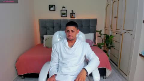 alex online show from January 2025 12:07:02 PM