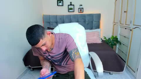 alex online show from January 2025 12:16:01 PM