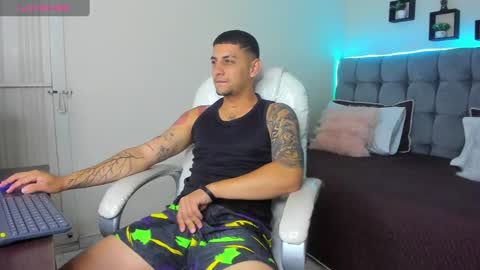 alex online show from February 2025 12:14:02 PM