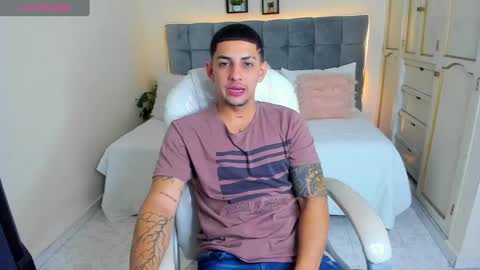 alex online show from February 2025 12:16:01 PM