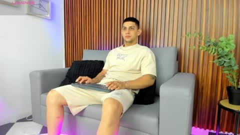 alex online show from April 2026 12:21:01 PM