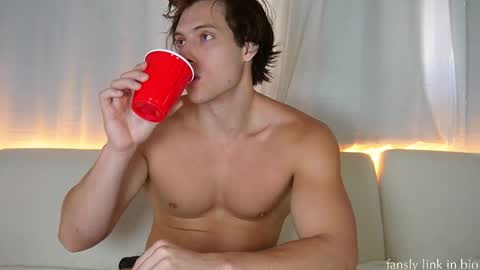 Snapshot of alex_islive chatting on March 2026 06:11:01 PM Alex Stone online show from March 2026 06:11:01 PM