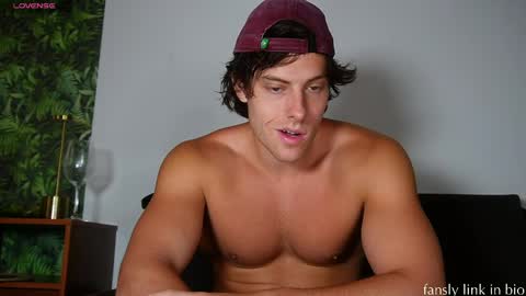 Snapshot of alex_islive chatting on May 2026 05:06:02 PM Alex Stone online show from May 2026 05:06:02 PM