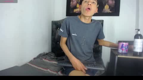 alex_it0 online show from May 2026 01:13:01 AM