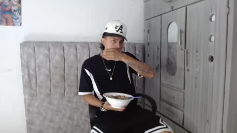 alex online show from March 2026 08:20:01 PM