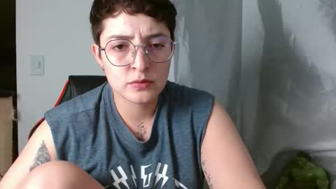 Snapshot of alex_parker07 chatting on March 2026 11:22:01 PM Alex Parker online show from March 2026 11:22:01 PM