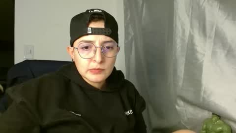 Snapshot of alex_parker07 chatting on March 2026 12:49:01 AM Alex Parker online show from March 2026 12:49:01 AM