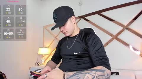 Alex  online show from February 2026 07:10:01 PM