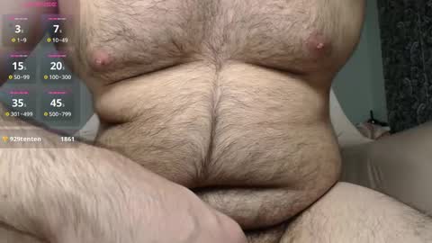 Snapshot of alex_pumping chatting on January 2025 05:19:02 AM Daddy Alex online show from January 2025 05:19:02 AM