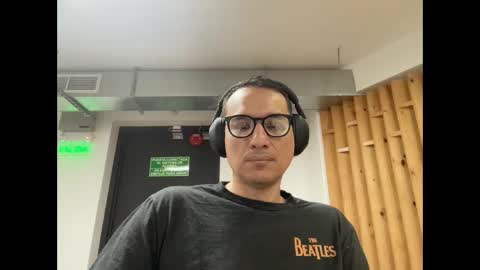 Snapshot of alex_ruiz_ chatting on December 2025 04:45:02 PM Alex online show from December 2025 04:45:02 PM