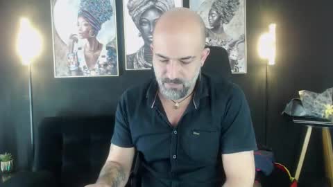 Alex Saints online show from November 2025 02:27:01 PM