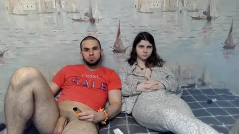 Alex and Sarah online show from January 2025 11:00:01 PM