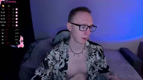 Snapshot of alex_silent chatting on October 2025 01:00:01 PM alex_silent online show from October 2025 01:00:01 PM