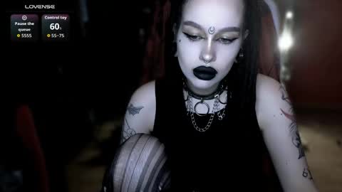 Snapshot of alex_succubus chatting on April 2026 10:43:02 PM Alex Succubus online show from April 2026 10:43:02 PM