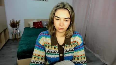 Snapshot of alexa_dolly chatting on December 2025 08:21:02 AM Alexa online show from December 2025 08:21:02 AM