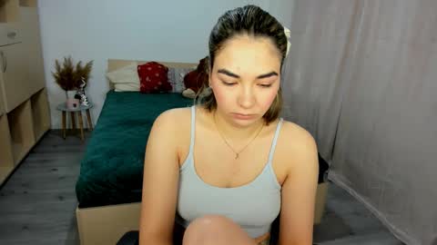 Snapshot of alexa_dolly chatting on December 2025 08:12:02 AM Alexa online show from December 2025 08:12:02 AM