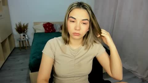 Snapshot of alexa_dolly chatting on January 2026 08:06:02 AM Alexa online show from January 2026 08:06:02 AM