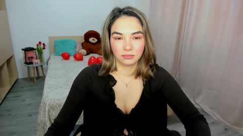 Snapshot of alexa_dolly chatting on February 2026 06:42:01 AM Alexa online show from February 2026 06:42:01 AM