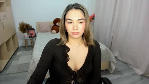 Snapshot of alexa_dolly chatting on March 2026 05:30:01 AM Alexa online show from March 2026 05:30:01 AM