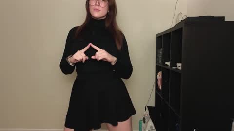 Snapshot of alexa_dream chatting on December 2024 02:33:02 AM dont be afraid to click social media link its  working  just click on that  online show from December 2024 02:33:02 AM