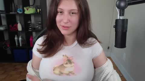 Snapshot of alexa_dream chatting on October 2025 10:11:01 PM dont be afraid to click social media link its  working  just click on that  online show from October 2025 10:11:01 PM