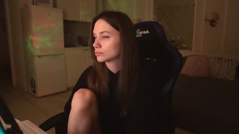 Snapshot of alexa_feels chatting on March 2025 07:34:01 PM Little Duck homie online show from March 2025 07:34:01 PM