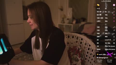 Snapshot of alexa_feels chatting on March 2025 09:03:02 PM Little Duck homie online show from March 2025 09:03:02 PM