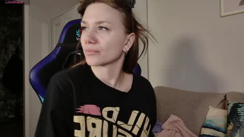 Snapshot of alexa_feels chatting on April 2026 04:55:01 PM Little Duck homie online show from April 2026 04:55:01 PM