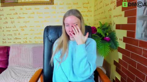 Snapshot of alexa_glory chatting on November 2025 02:55:02 PM Alexa online show from November 2025 02:55:02 PM