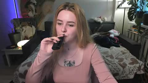 Snapshot of alexa_pirs chatting on April 2026 02:52:02 PM alexa_pirs online show from April 2026 02:52:02 PM