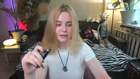 alexa_pirs online show from June 2026 11:03:01 AM