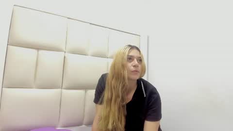 alexa_prada online show from July 2026 03:17:01 PM