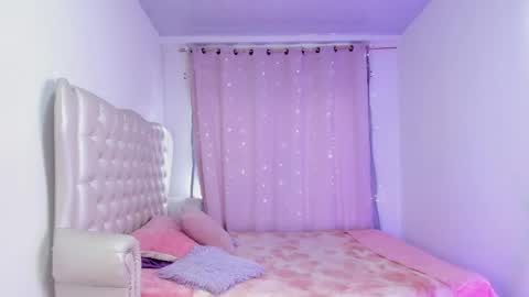   online show from September 2025 03:28:01 PM