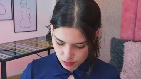 Alexa Thaylor online show from April 2026 04:01:01 PM