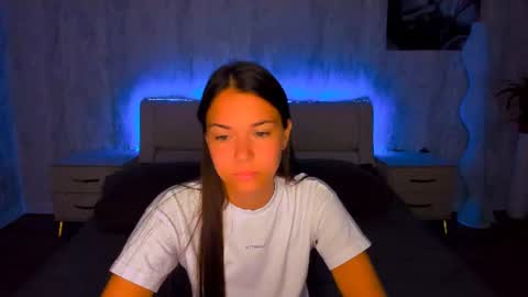 Snapshot of alexabarkley chatting on July 2026 12:07:01 AM angel online show from July 2026 12:07:01 AM