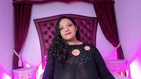 Snapshot of alexacollet chatting on April 2026 12:35:01 PM Alexa online show from April 2026 12:35:01 PM