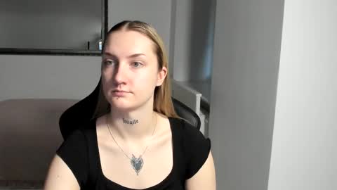 Alexa online show from October 2025 02:42:02 PM