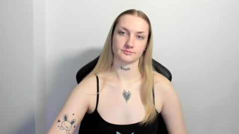 Snapshot of alexafragile chatting on June 2026 12:09:02 PM Alexa online show from June 2026 12:09:02 PM