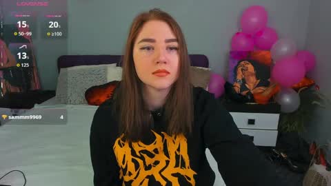 Snapshot of alexaloan chatting on April 2026 11:15:01 AM alexaloan online show from April 2026 11:15:01 AM