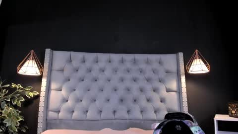 Snapshot of alexamora__ chatting on October 2025 11:41:02 AM C A M I L A  online show from October 2025 11:41:02 AM