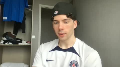 Snapshot of alexander0_ chatting on March 2026 05:02:01 AM Alexander online show from March 2026 05:02:01 AM