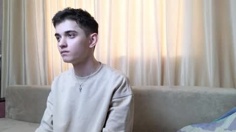 Snapshot of alexander_18_xxl chatting on April 2026 08:07:02 AM Alexander online show from April 2026 08:07:02 AM