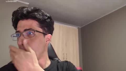 Benji  Alex   online show from November 2025 05:08:02 AM