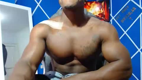 Snapshot of alexander_megan chatting on April 2026 12:22:02 PM alexander online show from April 2026 12:22:02 PM