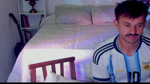 Snapshot of alexanderjaz chatting on November 2025 08:58:01 AM Alexander Jaz online show from November 2025 08:58:01 AM